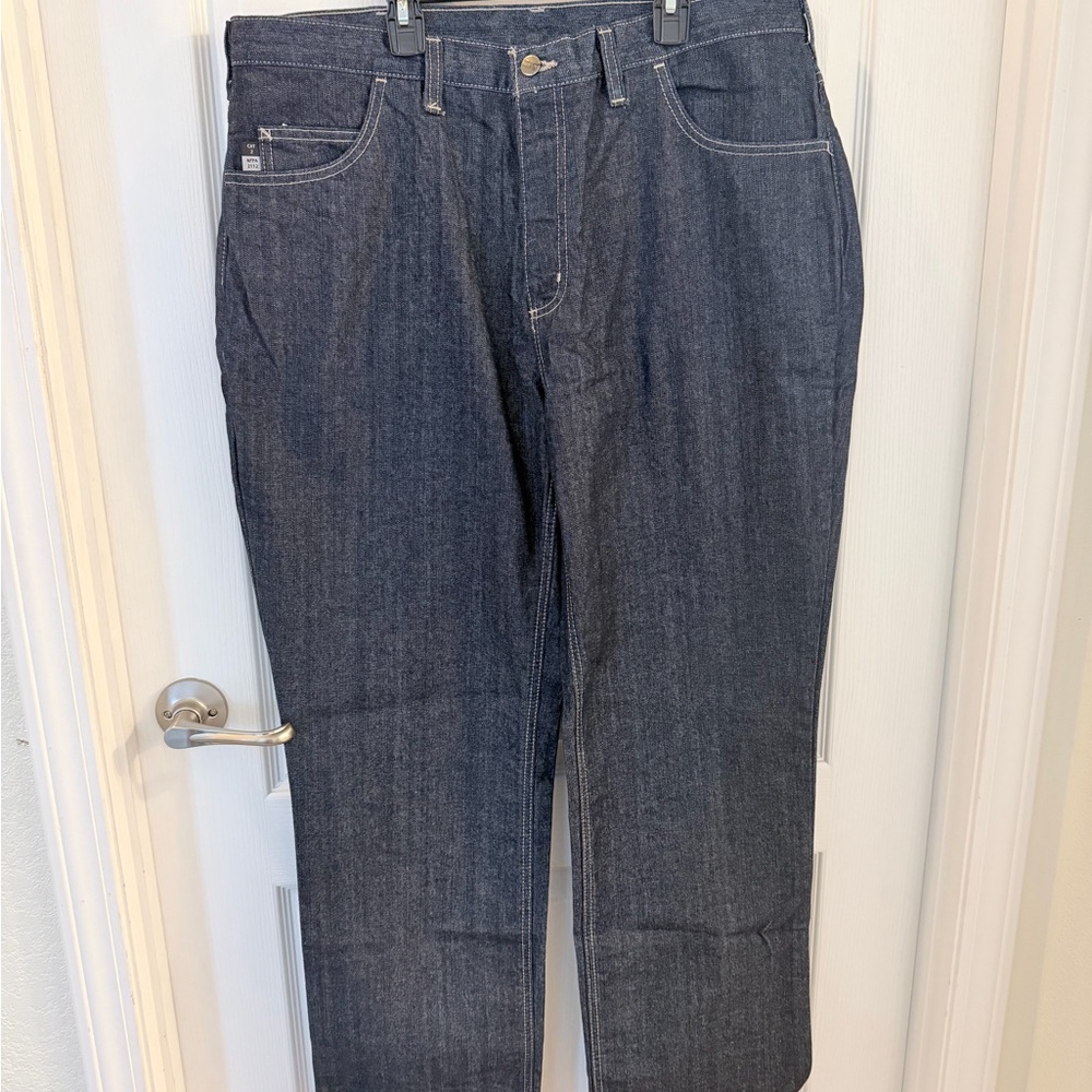 NWT Men’s Carhartt Flame Resistance Jeans